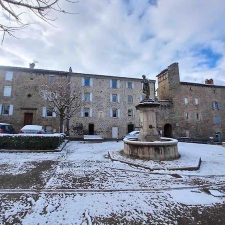 Saint-Georges-de-Luzençon Logement Moderne Au Coeur Du Village מראה חיצוני תמונה